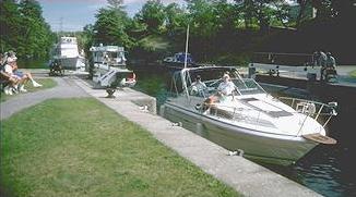 boats entering lock