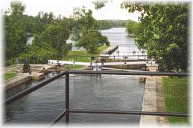 Long Island Lock looking downstream