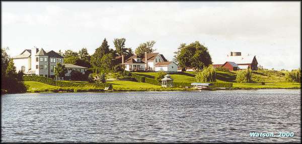 Houses - Rideau River