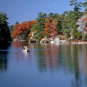 Canoe at Davis Lock