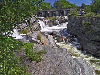 Hogs Back Falls